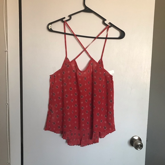 Hollister Crinkle Camisole Top - Size M - Picture 4 of 10